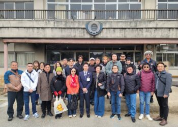 借鏡日本校舍重生！饒慶鈴率團見證千葉縣市里見小學轉型文藝基地