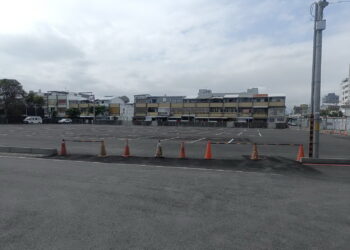 台東市這邊停車免費！清明連假觀光人潮多 南昌街停車場試營運免費停