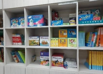 「閱」見世界！花蓮英資中心擴增藏書，啟航英語閱讀新篇章