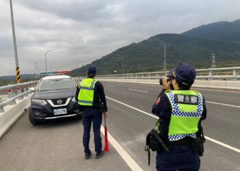 台東關警加強取締酒駕及交通疏導勤務 維護行車順暢及安全