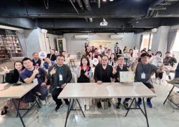 花蓮新創基地進駐團隊 參訪高雄駁二共創基地 與青創業者互動交流