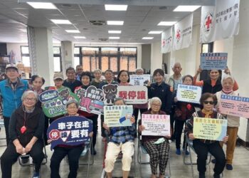 安全上路有一套 識破詐騙有妙招 東警全面守護鄉親