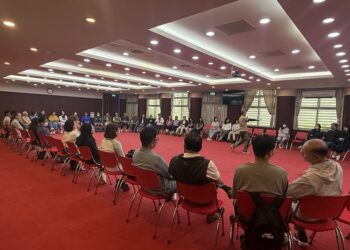 花蓮縣府推動心理支持講座-關懷員學會自我照顧