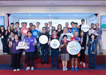 花蓮攜手產業推鐵、空、公路三路旅遊 五月天演唱會加碼抽免費住宿