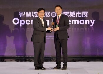 花蓮智慧交通躍上國際 徐榛蔚整合數位科技 實現智慧通勤城市