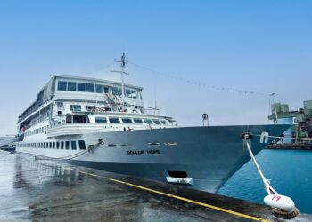 海上圖書館望僕號抵達花蓮港！臺灣好行太魯閣線增設臨時站方便民眾前往！