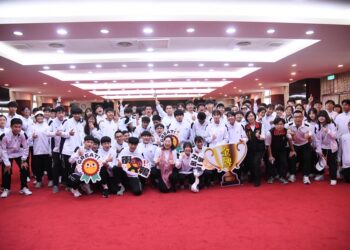 「114年全國中等學校運動會」授旗儀式 徐榛蔚預祝選手 勇奪佳績