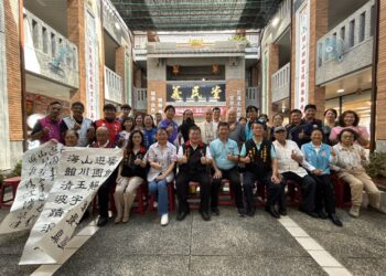多元媒材交織的藝術盛宴！ 花蓮縣詩書畫協會「藝遊山海」會員書畫聯展
